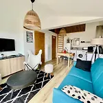 Holiday home - Petite Maison 500m Sableaux *